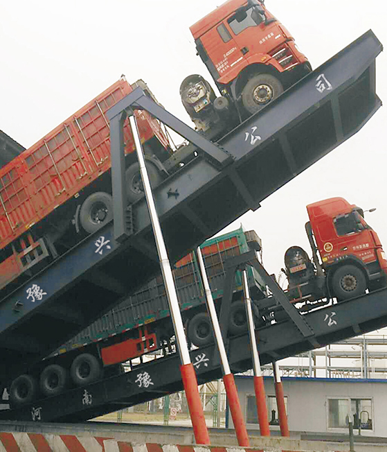 河南廠(chǎng)家：液壓卸車(chē)平臺(tái)適用于哪些行業(yè)？
